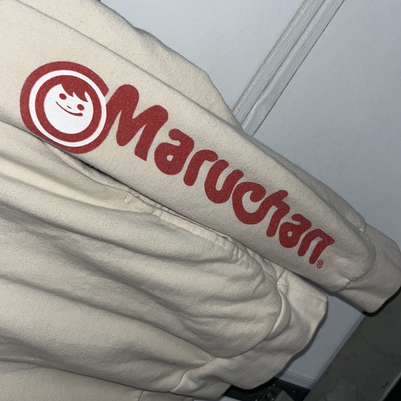 Maruchuan Hoodie - Picture 3 of 5